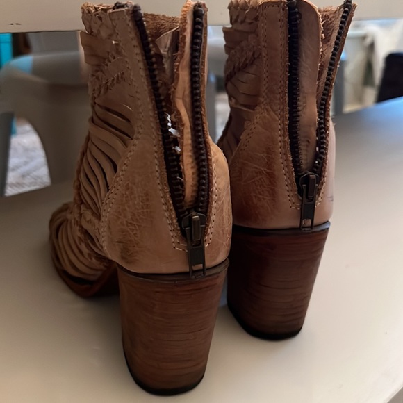 Freebird booties - Picture 3 of 4